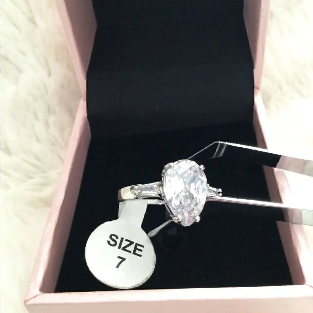 NWT Peermont Sz 7 engagement ring